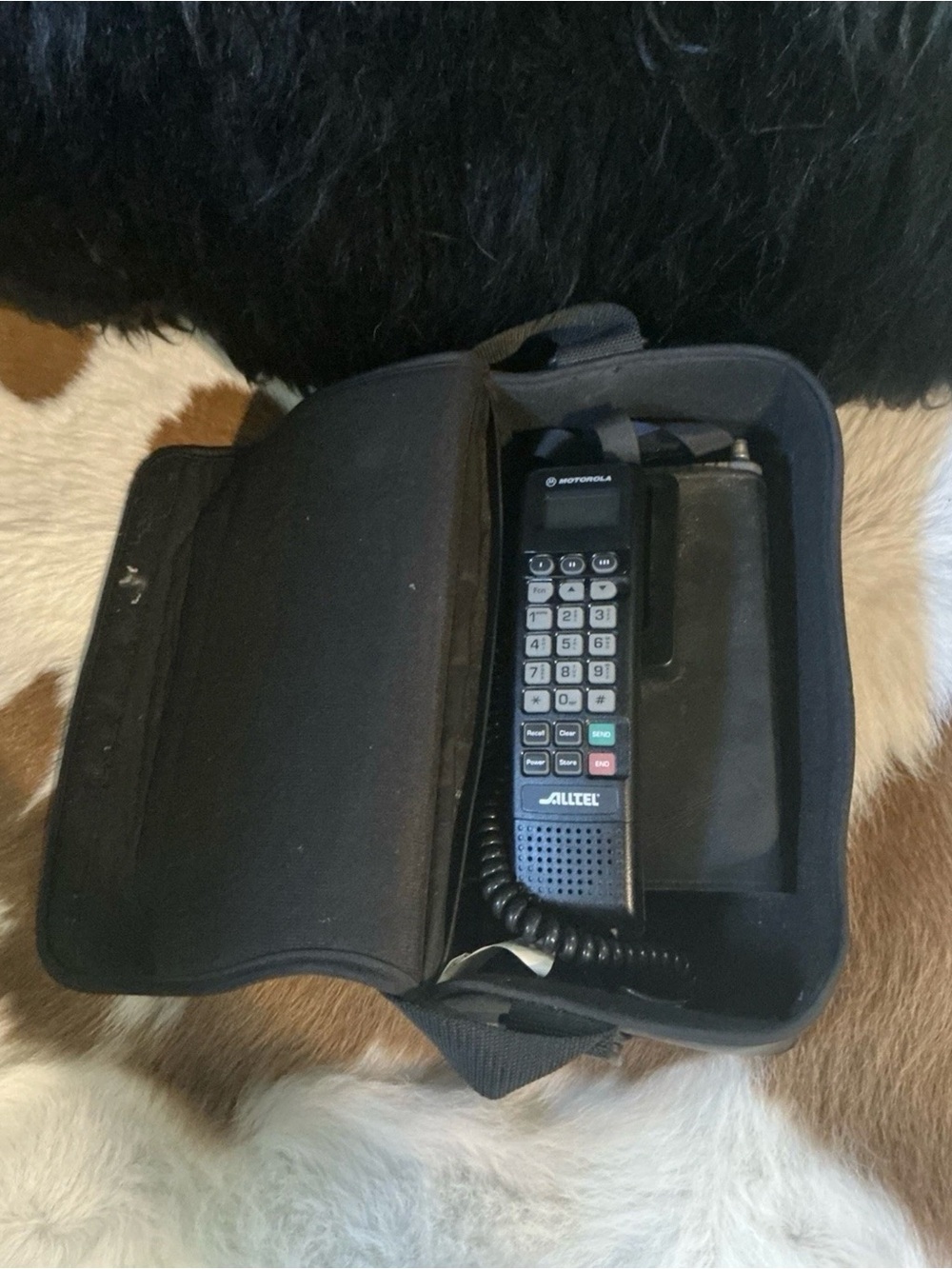 Vintage Motorola Mobile Bag Phone Alltel Black with Case